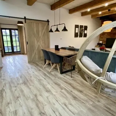 Vikendovy Domcek Libeth Vakantiehuis Lubietova