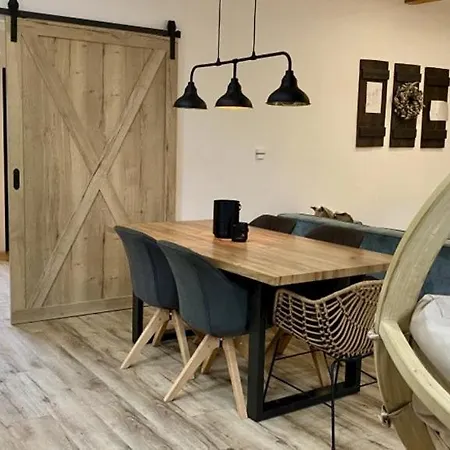 Vikendovy Domcek Libeth