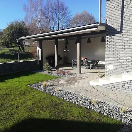 Semesterbostad Vikendovy Domcek Libeth Lubietova