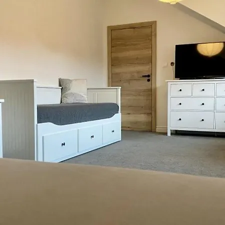 Vikendovy Domcek Libeth *