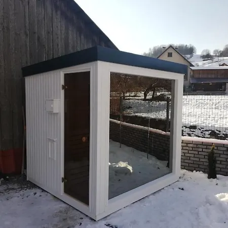 Vikendovy Domcek Libeth * Lubietova