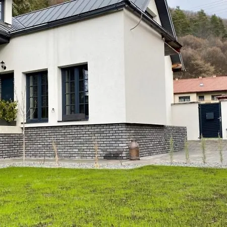 Vikendovy Domcek Libeth * Lubietova